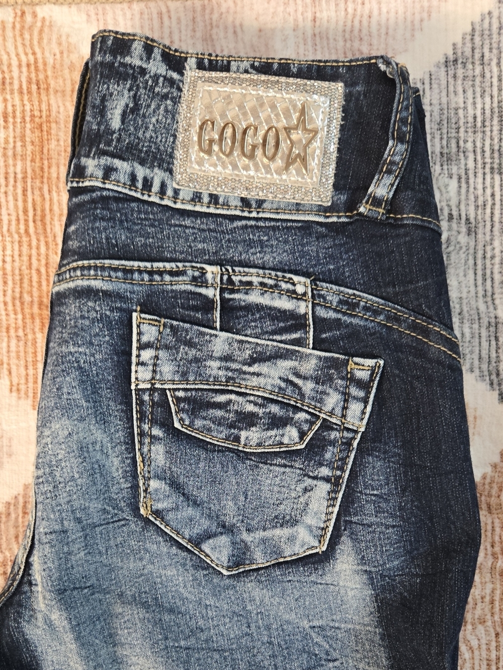 GOGO Womens's Washed Blue Slim Jeans with Contrast Stitching